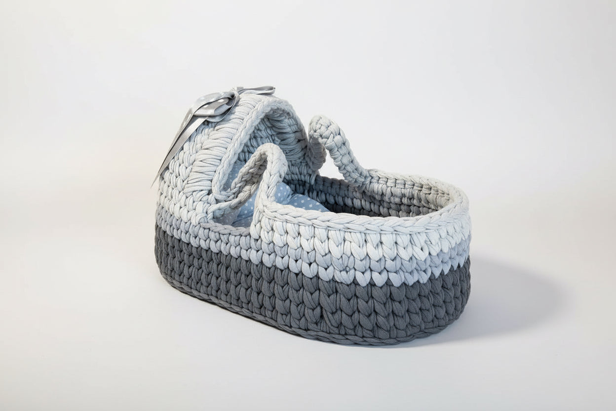 Small grey heart basket